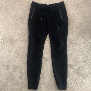 Alo Moto Jogger pants. Worn once, washed once.